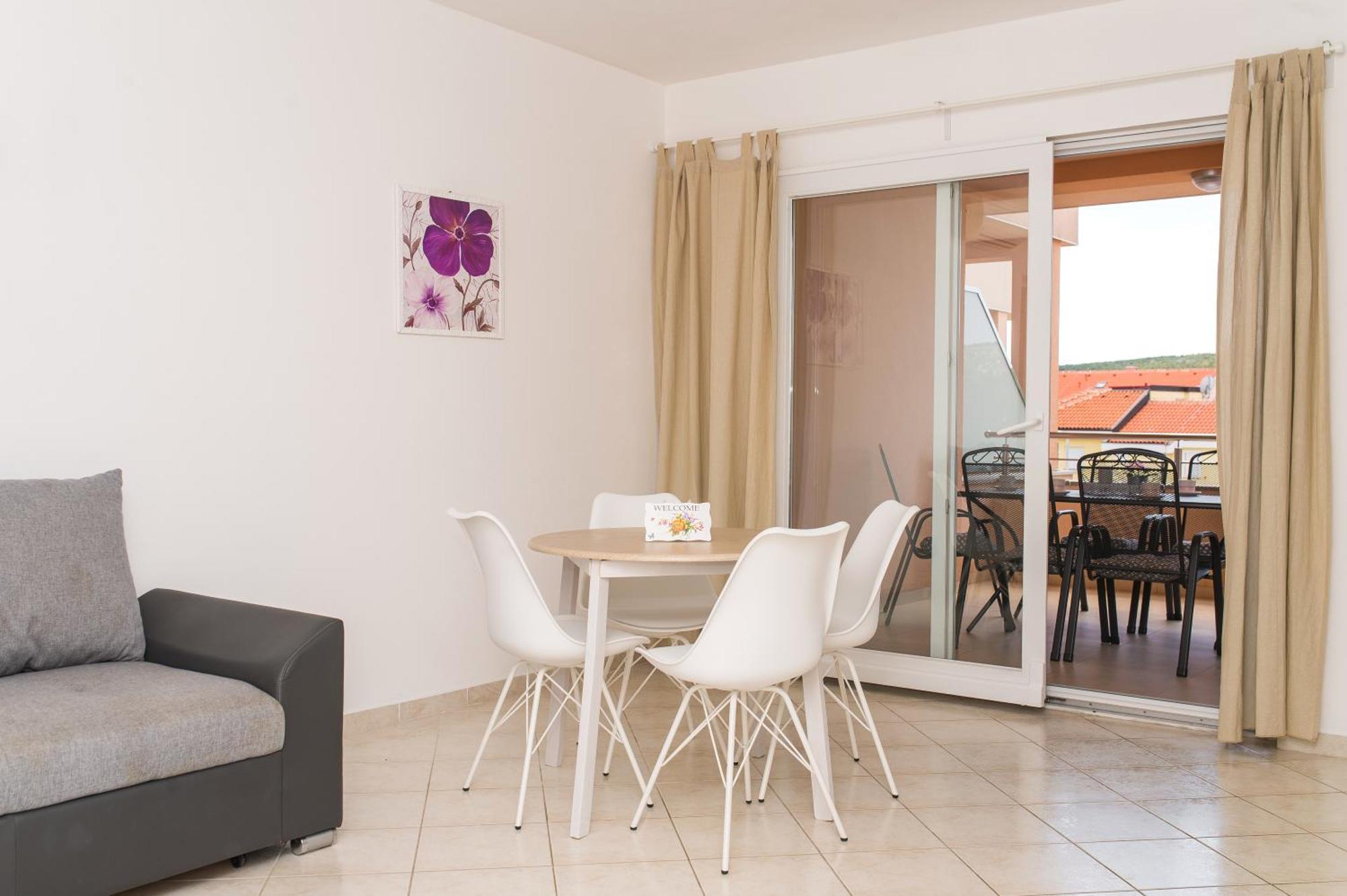 Apartments Kristina, Place For The Family Stara Novalja Zewnętrze zdjęcie